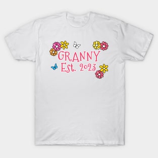 Granny Est 2023 Mother's Day Mothering Sunday T-Shirt